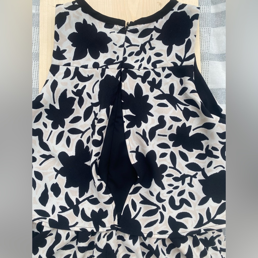 LOFT Floral Swing Dress Cocktail Wedding Guest, church, office Size 2P - Picture 6 of 9
